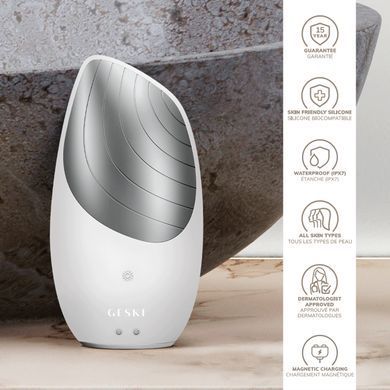 Електронна звукова термо щітка для обличчя GESKE Sonic Thermo Facial Brush 6в1 white