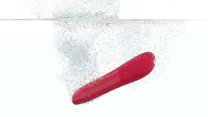 Мощная вибропуля Tango X Cherry Red by We-Vibe, 7 режимов вибрации, 8 уровней интенсивности