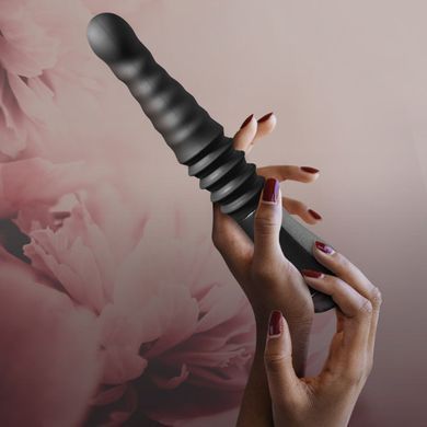 Пульсатор Blush Temptasia &ndash; Lazarus Thrusting Dildo &ndash; Black, ребристый ствол, 3 скорости